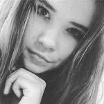 Värit ja niiden taivutus ruotsiksi Flashcards