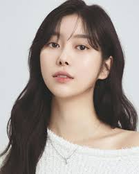 Jane (MOMOLAND) profile, age & facts (2025 updated)