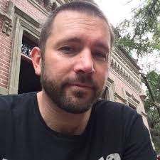 Jonathan Everhart's Instagram, Twitter & Facebook