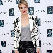 Shailene diann woodley is an american actress, film producer, and activist. Shailene Woodley Ruckzug Aus Hollywood Gala De