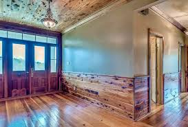 They say there is only three types of wainscoting (raised, flat panel, and beaded). Wainscoting Ideas Ultimate Design Guide Designing Idea