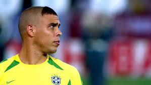 Lors de la coupe du monde 2002, ronaldo sort de trois saisons où il a très peu joué. Ronaldo S Excuse Aupres De Toutes Les Meres Pour Son Horrible Coupe Du Mondial 2002 Le Soir