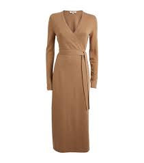 During the interview, you hang ebullient, fearless, colorful (both aesthetically and temperamentally), and never given to play by the rules: Dvf Diane Von Furstenberg Astrid Knitted Wrap Dress Harrods Cy