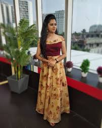 Anchor Anitha Sampath New Photos New Movie Posters She anchors a news show for sun tv. anchor anitha sampath new photos new