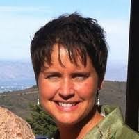 Darcy Pratt's Instagram, Twitter & Facebook