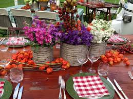 Dinner party ideas for hosting an italian themed dinner party. Italian Style Table Setting Quadretti