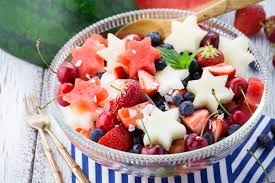 Get all the latest fun new frugal girls recipes, diy, travel tips + more right here… so have you tried making this 4th of july fruit kabobs recipe yet? 4th Of July Fruit Salad Vegan Heaven