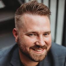 Peter Vescovi's Instagram, Twitter & Facebook