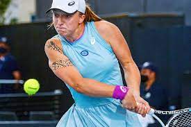 Iga swiatek produced the game that took her to grand slam glory as the french open champion crushed belinda bencic in the adelaide international final. Swiatek Captures Adelaide Title Taipei Times