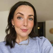 Meg Adams's Instagram, Twitter & Facebook