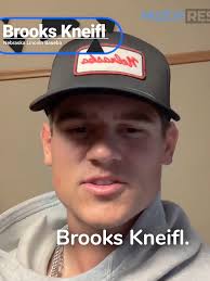 Stepping up to the mound is Freshman Pitcher Brooks Kneifl from Nebraska!  While competition is fierce, it’s the teammates who inspire us that truly  make a difference. Brooks tips his cap to Junior RHP ...