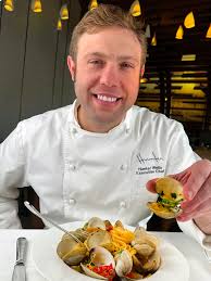 Nick's Place North Reading 📍 6 Washington St, N Reading 📲  https://www.nicksplacenorthreading.com/ ☎️ 978-207-1690 📸  @nicksplace.northreading • We know how to Beef … #letseat #roastbeef  #threeway #3way #superbeef #beef