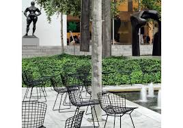 A sign of authenticity, the knoll logo is stamped into its base. Bertoia Chaise Outdoor Knoll Milia Shop