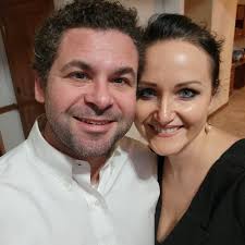 I woke up with such a sore throat!! Normally I would have tea with honey to  soothe and coat it...... but can't have honey with keto! What can I do??