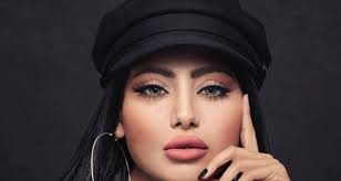 شيلاء سبت هى شقيقة كل من الممثلة شيماء سبت والمطربة أبرار سبت. Ø´ÙŠÙ„Ø§Ø¡ Ø³Ø¨Øª ØªÙƒØ´Ù Ø¹Ù† Ø§Ø³ØªØ¹Ø¯Ø§Ø¯Ù‡Ø§ Ù„Ù„Ø§Ø±ØªØ¨Ø§Ø· ÙˆÙ„ÙƒÙ† ÙˆØ¹Ù† Ø¯ÙˆØ±Ù‡Ø§ ÙÙŠ Ø¹ÙˆØ¯ Ø­ÙŠ Beirutcom Net