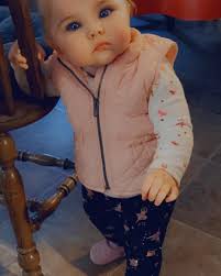 Danielle Jean Staples-Lowe (@daniellejeanstaples) • Instagram photos and  videos