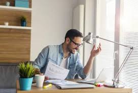 Pentru aceasta familia a creat propriul brand și vinde „aurul lichid în borcănașe de sticlă sub formă de amforă, decorate cu pânză de sac. Citeste Ultimele Stiri Legate De Afaceri Profitabile Wall Street