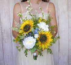 Sunflower crown, flower crown wedding sunflower, sunflower and navy wedding, yellow flower crown, su. 12 Wedding Bouquet Sunflowers Arabia Weddings