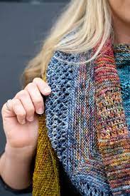 Find your fade pattern by andrea mowry. Kelly S Faded Mechita Shawl Knitting Patterns Find Your Fade Shawl Knitting Inspiration