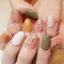 Ver más ideas sobre diseños de uñas explora y encuentra los mejores diseños de uñas decoradas con flores, motivos hechos a mano, con stickers, en 3d, en agua y mucho más no. Unas De Gel Unas Cortas Manicura De Unas