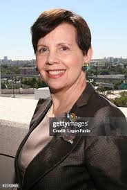 95 Lois Pope Life Center Miami Photos & High Res Pictures