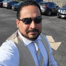 Sandra Teneyuque's Instagram, Twitter & Facebook