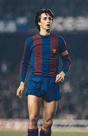 He started his career with ajax amsterdam and led them to 4 european finals of which 3 were won (1971/1972/1973). Ù…Ù† ÙƒØ±ÙˆÙŠÙ Ø¥Ù„Ù‰ Ø³ÙŠÙ„ÙŠØ³Ù† Ù…Ù† Ù‡Ù… Ø§Ù„Ù‡ÙˆÙ„Ù†Ø¯ÙŠÙŠÙ† Ø§Ù„Ø«Ù…Ø§Ù†ÙŠØ© Ø¹Ø´Ø± Ø§Ù„Ø°ÙŠÙ† Ø§Ø±ØªØ¯ÙˆØ§ Ù‚Ù…ÙŠØµ Ø¨Ø±Ø´Ù„ÙˆÙ†Ø©