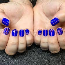 Pour la saison estivale, misez sans hésiter sur les nuances néon et les couleurs pastel. Manucure Les Vernis A Ongles Tendance Pour Ce Printemps Ete 2018
