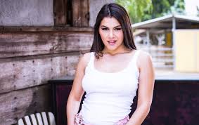  Valentina Nappi