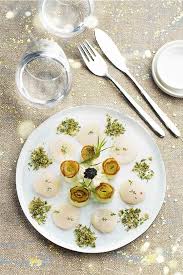 Poireaux Rotis Au Beurre Et Carpaccio De Saint Jacques A Vos Assiettes Recettes De Cuisine Illustrees Recettes De Cuisine Illustrees Recettes De Cuisine Carpaccio Saint Jacques