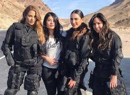 Martín karpan es un argentino que comenzó su carrera en la publicidad y en el teatro, en comedias infantiles de baja repercusión, pero que le fueron dando tablas. El Final Del Paraiso De Telemundo El Cast People En Espanol