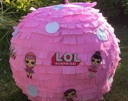Tal ha sido el boom que en youtube hay cientos de videos 'unboxing' de 'muñecas lol surprise' que han conseguido millones de visualizaciones. Pinata De Las Hermosas Lol Surprise Fiestas Divercion Cumpleanos Juegos Lol Dolls Suprise Birthday Party 7th Birthday Party Ideas