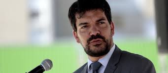 Vitrolles : les généreux marchés de com de la mairie socialiste