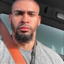 What are some beach day suggestions without seaweed?