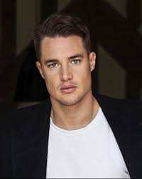 Alexander dreymon as uhtred of bebbanburg: Alexander Dreymon Imdb