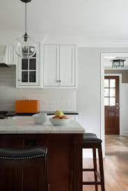 We have thousands of backsplash ideas for cherry cabinets for anyone to go for. Cherry Cabinets Design Ideas