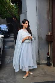 Nora Fatehi Slays In Pastel Hue Palazzo Suit -