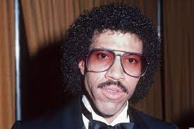 80s Celebrities Google Search 90s Hairstyles Jheri Curl Short Hair Styles Easy
