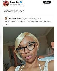 Jessica Rounds's Instagram, Twitter & Facebook