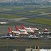 Während der urlaubssaison und zu stoßzeiten sollten sie bei internationalen flügen mindestens 2 stunden vor dem abflug ankommen, da in diesem zeitraum viele menschen reisen. Https Encrypted Tbn0 Gstatic Com Images Q Tbn And9gcrulen3yroo0wvwbny4gkid Uudiud Eznq4u296l Oxhsp Jr1 Usqp Cau