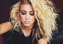 Tori Kelly Tori Kelly Hair Curly Hair Styles Her Hair