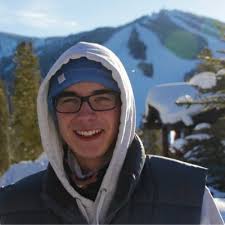 Mary Potvin (@MaryPotvinnn)