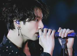 Deshonda (@DeshondaMack)