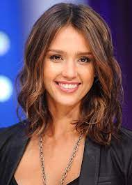 Pin By Hailey Rowland On Hair Jessica Alba Hair Jessica Alba Short Hair Haircuts For Wavy Hair