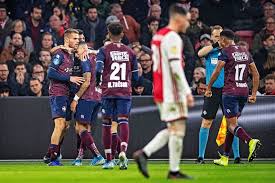 Ajax are playing willem ii at the eredivisie of netherlands on january 28. Willem Ii Schudt Ajax Wakker Aan Vooravond Van Champions League Kraker Tegen Valencia De Volkskrant