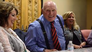 Legendary nfl hall of famer terry bradsahw is enjoying a career renaissance of sorts thanks to reality show the bradshaw bunch, which is already a major hit on social media. Terry Bradshaw Goes Gospel In Nashville With The Isaacs