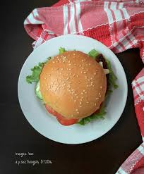 Roti adalah salah satu makanan khas yang memiliki sejarah panjang. Obsesi Roti 7 Membuat Roti Burger Burger Bun Just Try Taste