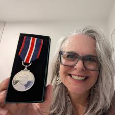 Today, we honour and remember those who served and sacrificed for our  freedom. Aujourd'hui,