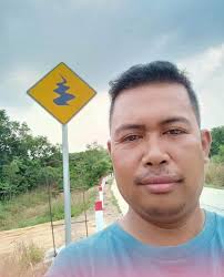 Warning about scammer with unpaid loan