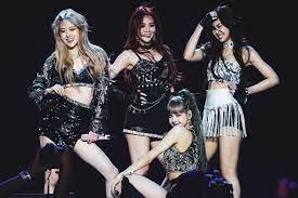 According to korea boo, jennie moved from seoul, south korea, to new zealand at 10 years old. Blackpink Release First Trailer For Fifth Anniversary Film Blackpink The Movie Teen Vogue